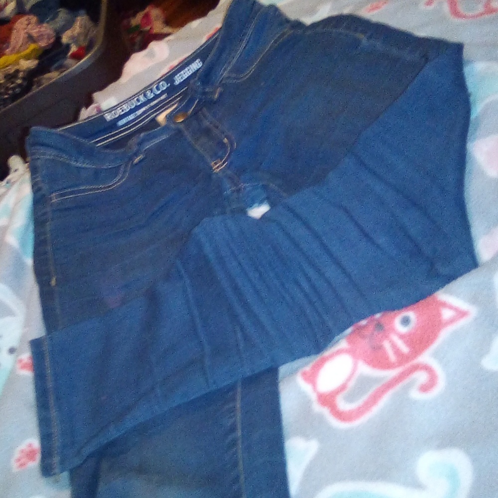 Jeans - Picture 2 of 4